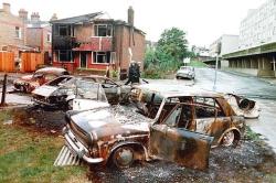 Les émeutesde 1985 avait provoqué de lourds dégâts à Tottenham.  Crédits photo : ROBERT E. DEAR/AP (Le Figaro)