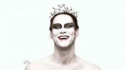nerdgasmz:  ronthedistance:  tyross0521:  Jim Carrey as the Black Swan  the VEINS omg o.O  When Joker and Harley Quinn have a baby, this is what will happen.