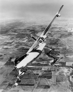 Lockheed Marietta B-47E Stratojet via: aeroman3