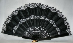 mumblingsage:  eccecorinna:  anyagee:  undertherubble:  The Language Of The Fan In the past, hand fans were used not only as cooling instruments, but also as convenient communication devices, mainly for transmitting more or less furtive love messages.