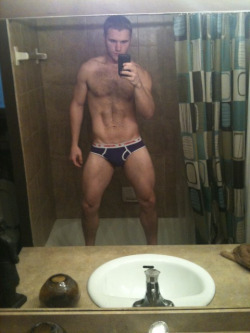 markredsky:  Hot guy with iPhone 