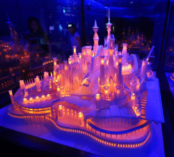 nhiwi:  gaksdesigns:  Wataru Itou, a talented art student from Tokyo, spent 4 years of his life building this trully incredible paper castle. Named Umi no Ue no Oshiro (A Castle on the Ocean), this paper craft castle features electric lights and