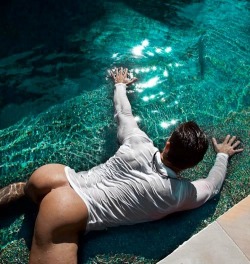 What every pool boy should look like.  [ #gayporn #gay #porn #butt #ass #bubblebutt #twink ]