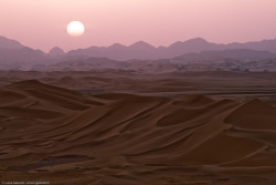 tarazalrayhan:  Libya, Wan Caza sand dunes. 