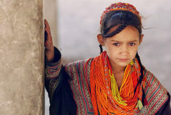 nde-and-proud:dawnmoss:The Kalash People. A rare tribe on the verge of extinction believed to be the descendants of Alexander the Great. They call gorgeous Chitral Valley in Northern Pakistan home.  They’re not descendants of Alexander the Great last