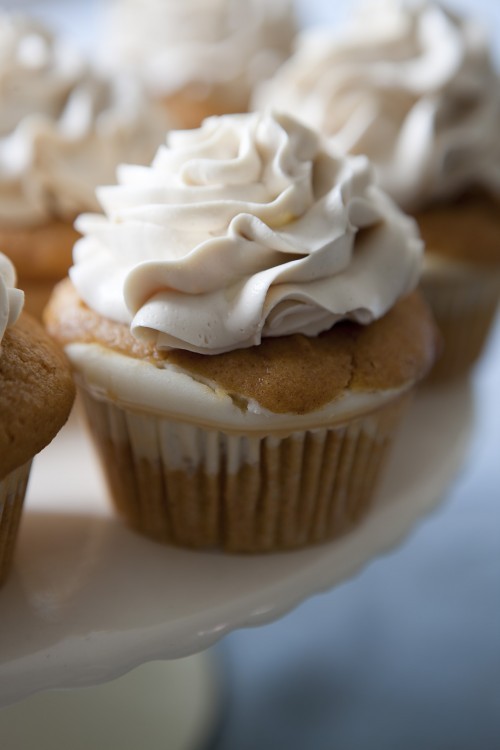 breakfast-brunch-dessert:  Cheesecake-Stuffed Pumpkin Cupcakes One 8-ounce package cream cheese, at room temperature  ½ cup confectioners’ sugar  2 large eggs, plus 5 large egg whites  2 teaspoons pure vanilla extract  1 ½ cups gluten-free flour