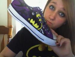 biersacknotbieber:  Catwoman Chucks &lt;3 I love these shoes so much.   WANT