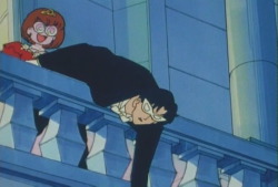 tuxedomaskepisodeguide:  the episode in which tuxedo mask gets kicked out of the louvre tour after replying to a tour guide’s question with “van gogh more like van gogh fuck yourself” and dougieing out of the room  