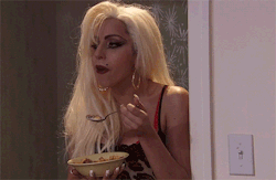 I Love when She Eat Cereal <3 *.*