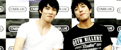 itoshisa:  Reporter: We asked them to sing (In My Head)Jonghyun &amp; Yonghwa: ♬ Here in my head~ ♬ that is all.  