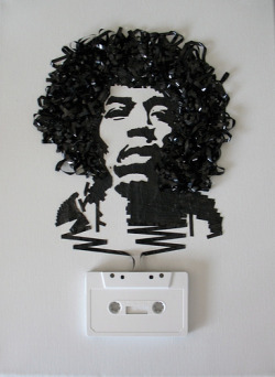 pinkstarkhalifa:  This is amazing. Ghost In The Machine: Jimi Hendrix 