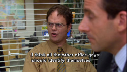 Itscaseyk:  Dwight Identifying The Office “Gays” Lmao. 