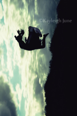 wolfdancer:  lornadune:  The Fall by *KayleighJune