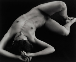 melisaki:  Reclining Nude photo by Brett Weston, 1973 