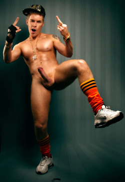 hot-and-horny-men:  http://hot-and-horny-men.tumblr.com/