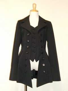 syrahde:  jackmyswagnoir:  calantheandthenightingale:  The weather’s finally starting to get a little nippy, so have some coat porn :D Coats and waistcoats all by Atelier Boz.  Seriously, I love their coats so much &lt;3  jodo  my love for waistcoats