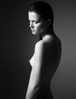  Kasia Struss In Black And White 