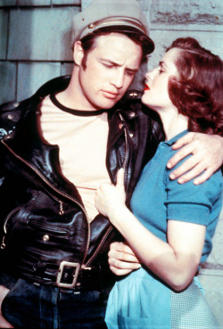 Vintagegal:  Marlon Brando And Mary Murphy In The Wild One (1953)