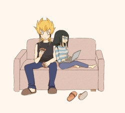 kawaiijugroupie:  So cute it kinda hurts. I love domestic scenes like this. Look at him all asleep and snuggled dropping his cards everywhere, and she’s all like buhyoo and carries on with her work. Then they’re both just curled up on the sofa like