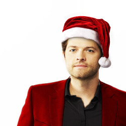 majesticaljeff:  luvr4photography:  heyhipsterwhoreunicornassbutt:  mishha-collins:  Omg, I wish he was Santa..   I would sit on that Santa’s lap.  half of us would want to fuck Santa and that would terrify all the lil children o.o  We’re all going