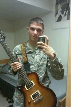 randydave69:  circumcised-male-obsession:  Hottie Army guy with a thick cock. :D  Lovely instrument and a nice guitar too! 