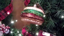 Cheeseburger ornament.