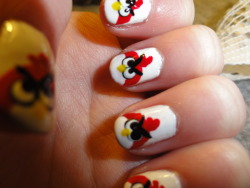 angry-birds-photo:  Angry Birds Nails 