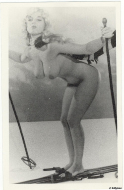 nakedsports:  Vintage nude skiier via retrogasm