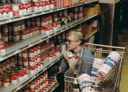 mc-bat-commander: retropopcult:  Andy Warhol gathering supplies (“props”) for his art   Lmao that b***tch he loved soup 