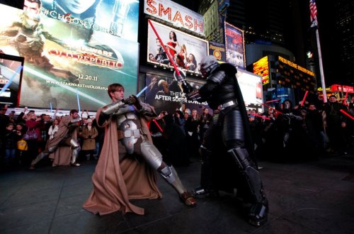 vaginal-erection:  Star Wars The Old Republic Lightsaber Freeze Mob in Times Square 