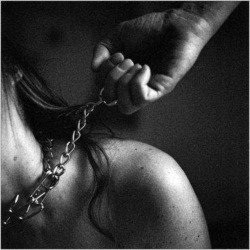 hecallsmekitten:  wistful-submission:  I want a collar so badly. To feel its weight around my neck signifying my ownership. Showing to all that I belong to someone and that i am his property as his alone. He can share me or keep me his alone. He can comma