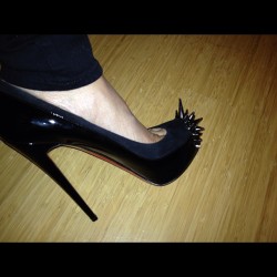 Ooo&hellip; spike heels!