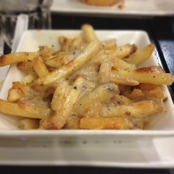Truffle fries with garlic aioli