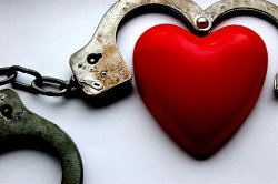 vintagemarlene:  heart and cuffs 