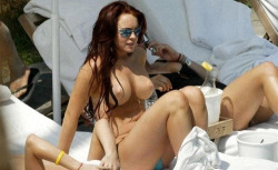 Mythought2U:  Mmmmmm Lindsay Lohan 