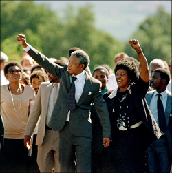 Zairacat:  Today, 22 Years Ago, Nelson Mandela Walked Free From A Prison Outside