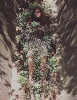 Shannan Click by Matthias Vriens for Numero Japan October 2007
