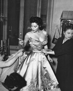 Rome, 1954: Ava Gardner at the Fontana’s Atelier. The dress was made for the movie ‘The Barefoot Contessa’.