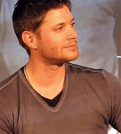 phoenix-greece:  Reasons why Jensen Ackles is my favourite Actor: Jensen gets complimented and back padded a lot for his work and his looks and his work ethnic but when a fan at a con told him how great he was, and that he shouldnt see Supernatural as