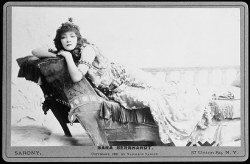 chloeroger:  Sarah Bernhardt 