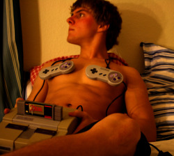 gaminginyourunderwear:  raccooneyedbitch:  bombarrows:  quadrangledreality:  lightningsshadow:  paranoidandroid42:  yes i’m a boy yes i play videogames ;] don’t hit on me silly girls xoxoxo  wft boys don’t play videogames get back in the garage