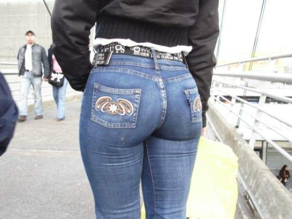 Nice ass in Jeans