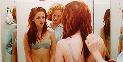 Kristen Stewart as Mallory in &ldquo;Welcome to the Rileys&rdquo; (2010)
