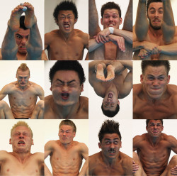 fight-boredom:  Olympic divers mid-dive.