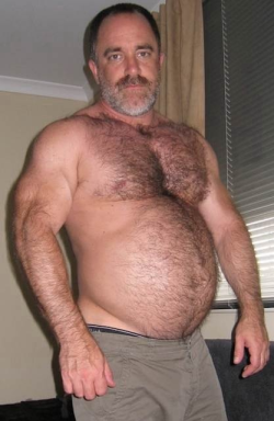 guysthatgetmehard:   a chubby but still very sexy ray harley… i’d love to rub his hairy belly and play with his tits 