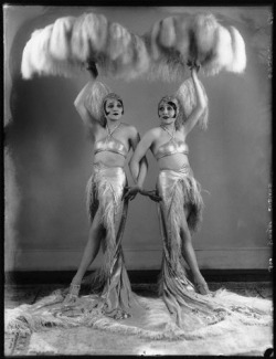 maudelynn:  The Dodge Sisters: Betty and Beth..   (c.1925) 