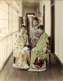 Legrandcirque:  Adolfo Fasari, Three Maiko Posing On An Engawa (Veranda), Japan,