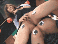 awkwardjapaneseporngifs:  Private eyes are watching you.  Yes, those are stuck to them. 