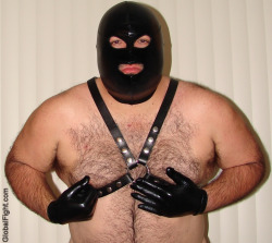 The big masked man hired me for a few days. When he picked me up he asked my Master: How hard can I abuse the shit? Master said: The slave should be used only sexually, but you are free to use him as hard as you want, as long as it does not leave marks.