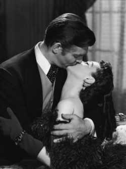 savannahsskin:  I stay up until 3 in the morning watching gone with the wind and it was worth every second. I feel in love with Clark Gable. He is perfect. &gt;.&gt; only im sad now cuz he died in 1961….  To jest najpiękniejsza scena pocałunku ever.